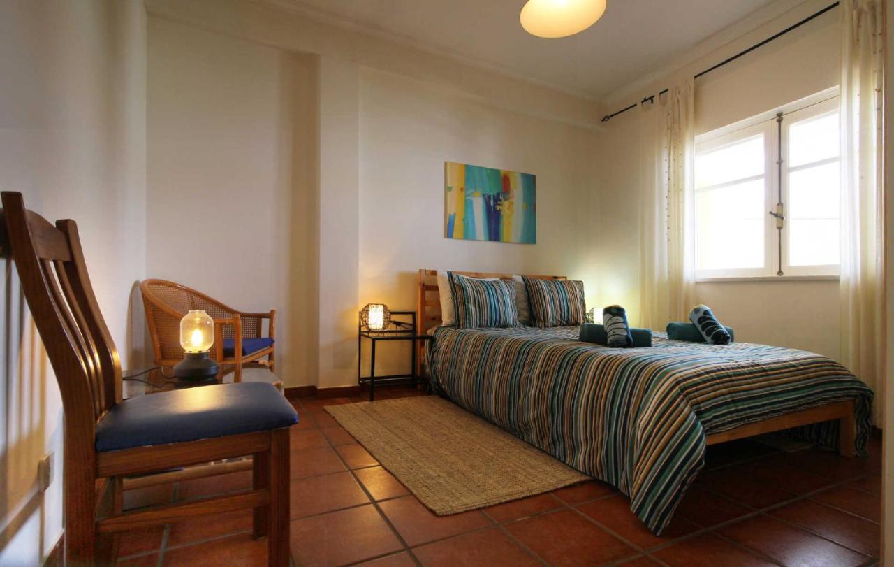 Apartamento Azur ヴィラ・ノヴァ・デ・ミルフォンテス エクステリア 写真