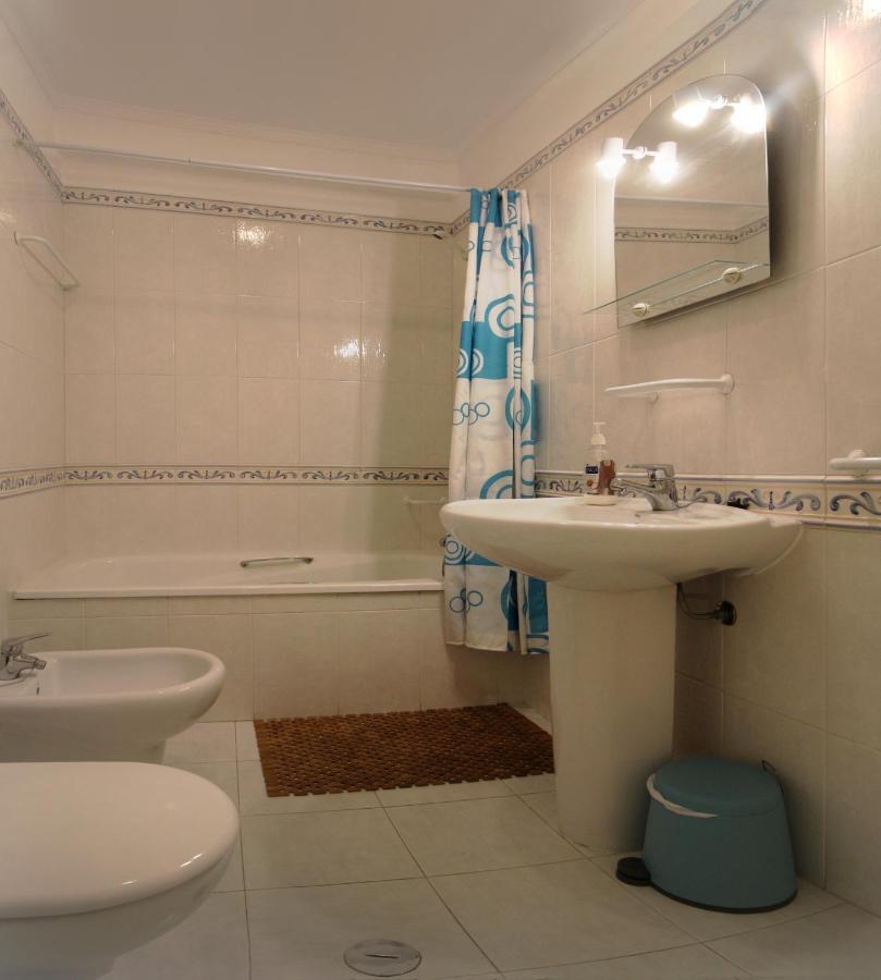 Apartamento Azur ヴィラ・ノヴァ・デ・ミルフォンテス エクステリア 写真